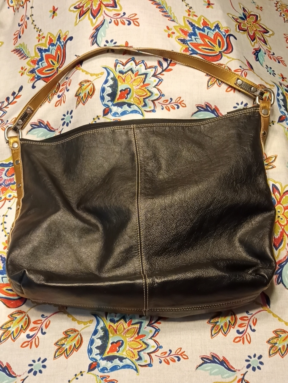 Pulicati Leather Hobo Bag